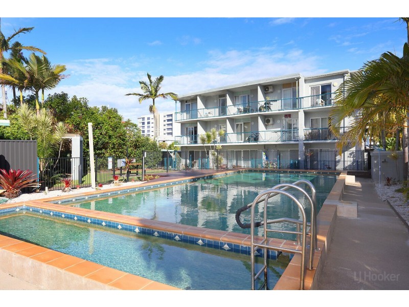 8/125 Frank Street, Labrador QLD 4215