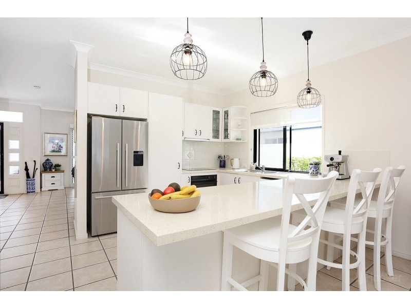 1/281 Bayview Street, Hollywell QLD 4216
