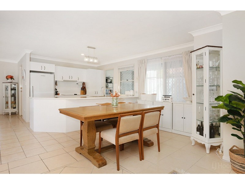1/5 Chanell Close, Coombabah QLD 4216