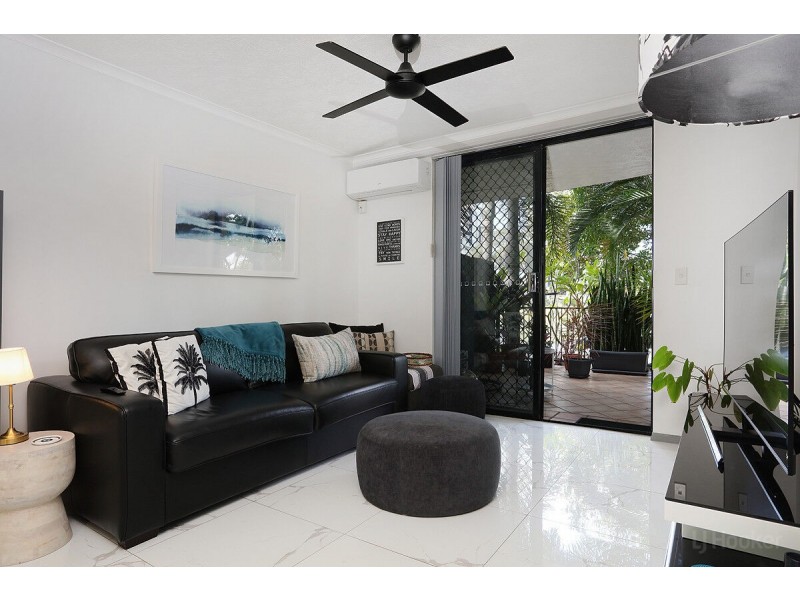 9/10-12 Bath Street, Labrador QLD 4215