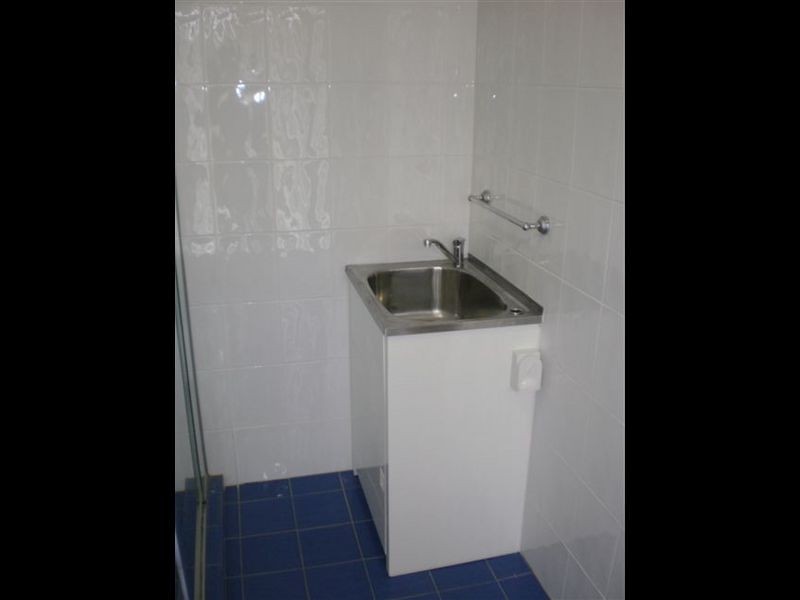 13 Walter Raleigh Crescent, Paradise Point QLD 4216