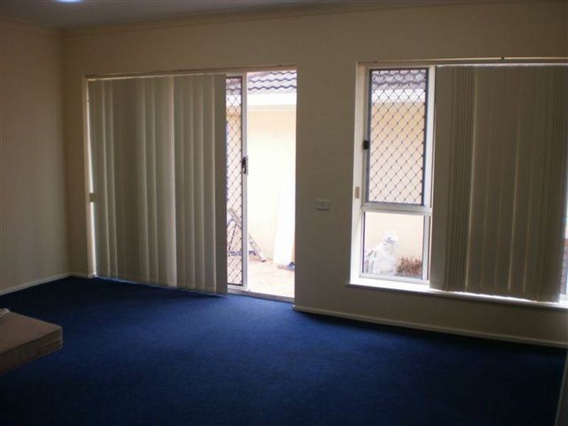 13 Walter Raleigh Crescent, Paradise Point QLD 4216