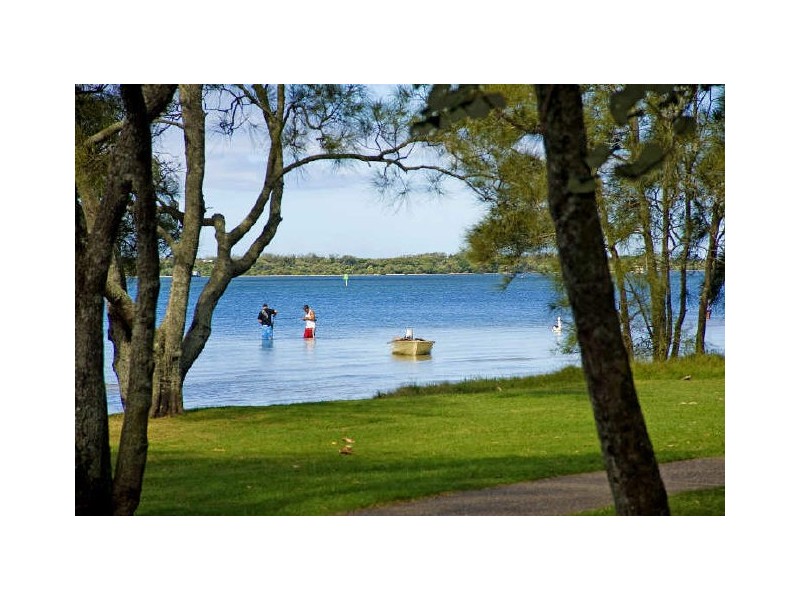 Paradise Point QLD 4216