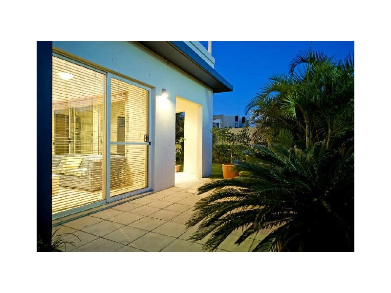 6011 Lucerne Circuit, Hope Island QLD 4212