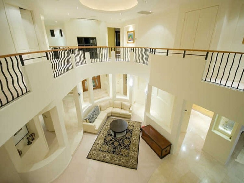 51 King Charles Drive, Sovereign Islands QLD 4216