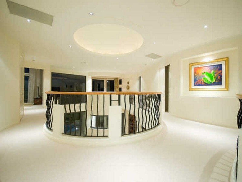 51 King Charles Drive, Sovereign Islands QLD 4216