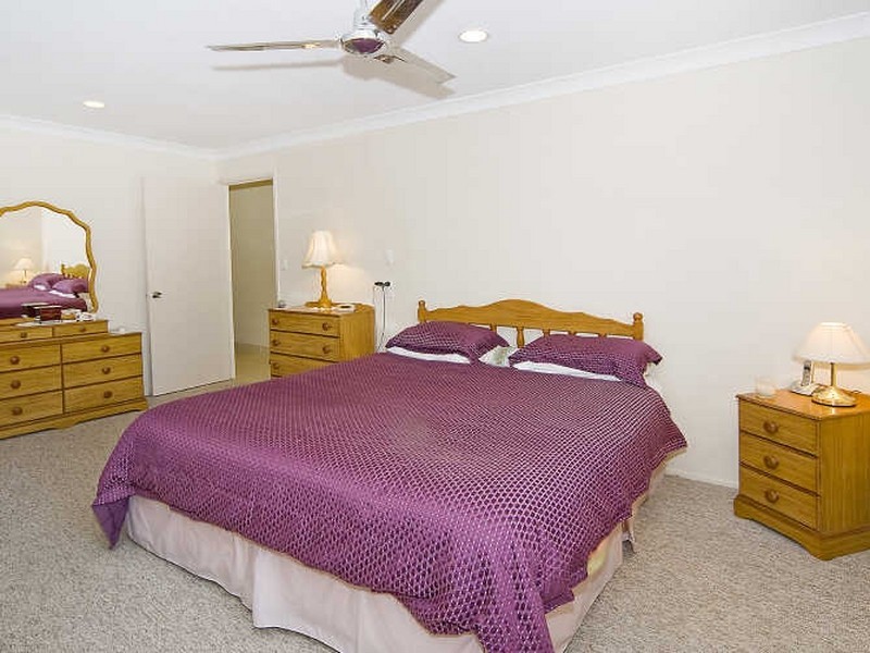 61 Poinsettia Avenue, Hollywell QLD 4216