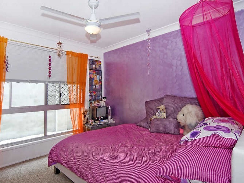 61 Poinsettia Avenue, Hollywell QLD 4216