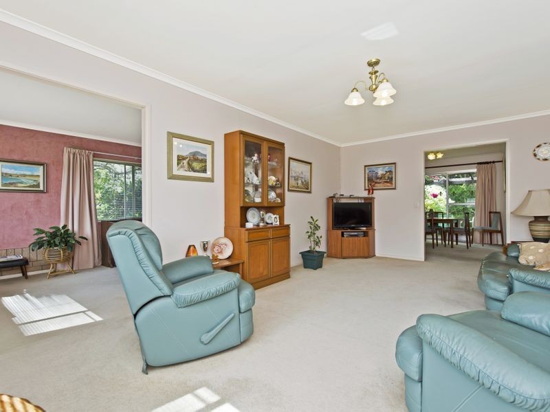 4 Drake Avenue, Paradise Point QLD 4216