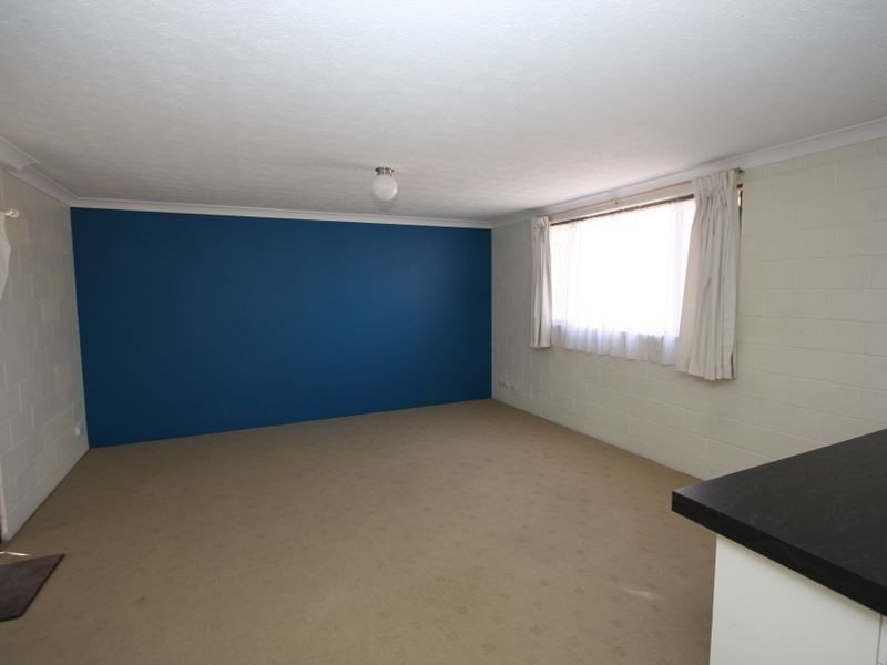 2/151 High Street, Southport QLD 4215