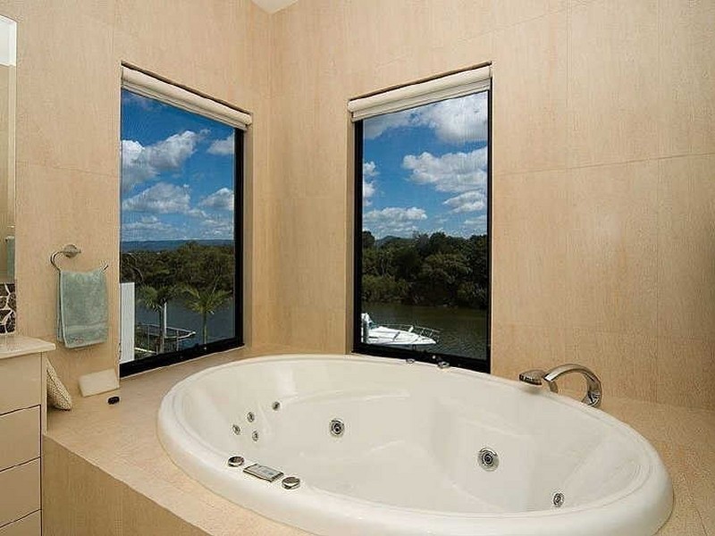 2505 Cressbrook Drive, Hope Island QLD 4212