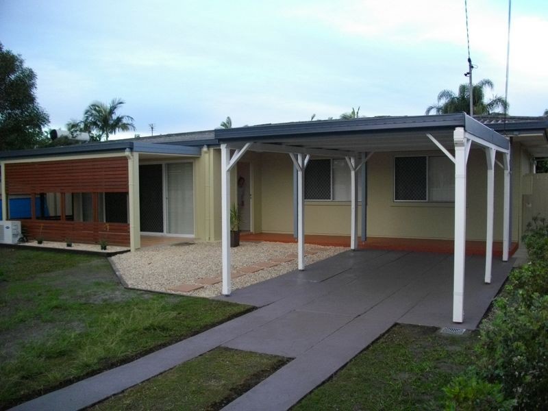 35 Jacaranda Street, Hollywell QLD 4216