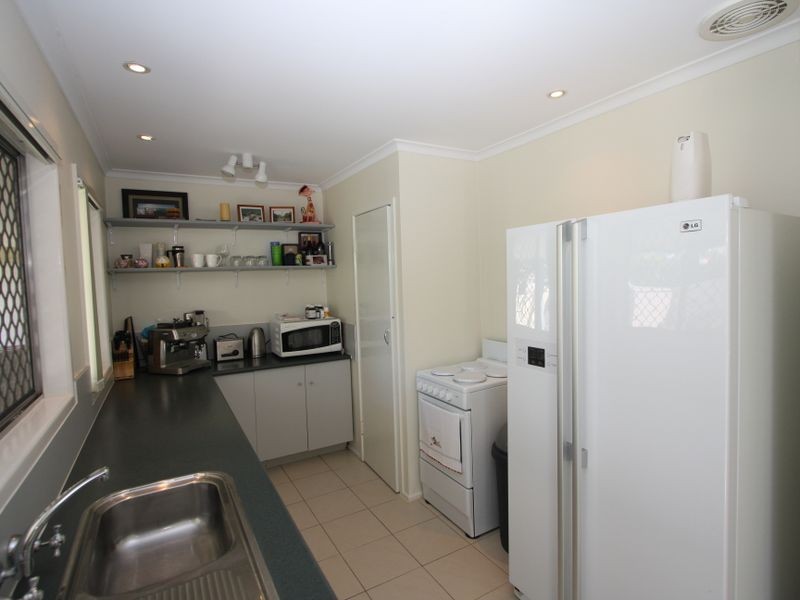 35 Jacaranda Street, Hollywell QLD 4216