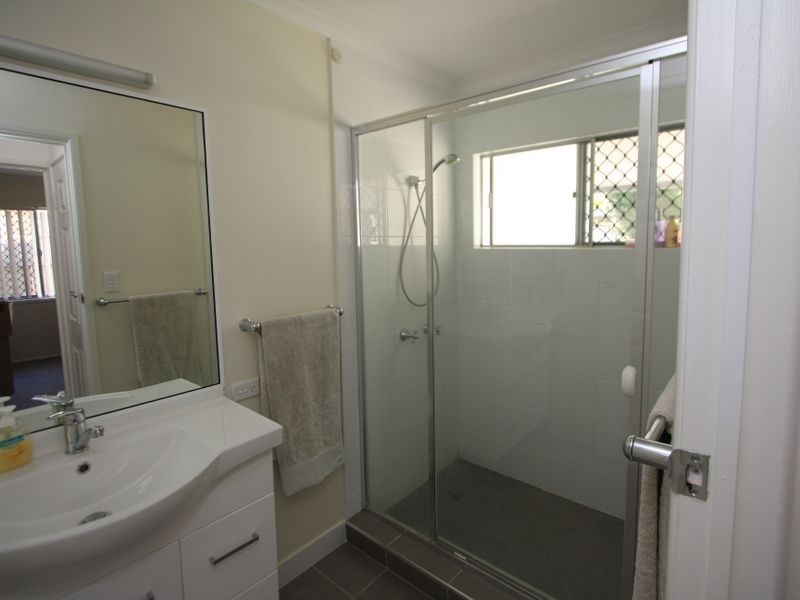 35 Jacaranda Street, Hollywell QLD 4216