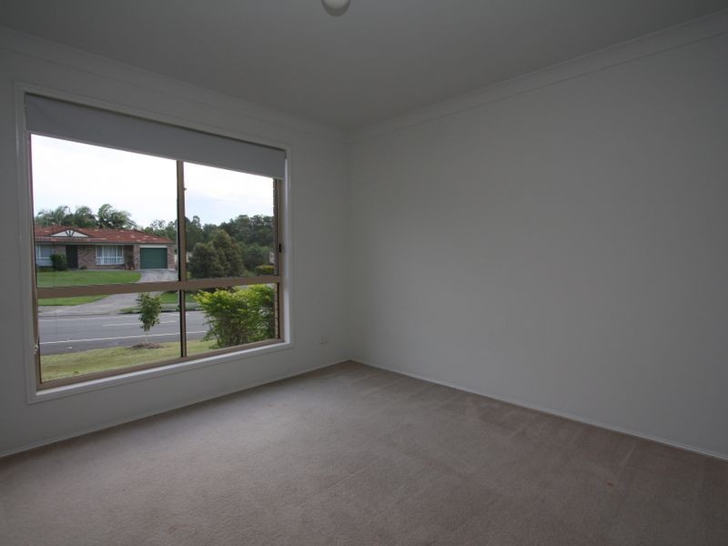 Pacific Pines QLD 4211