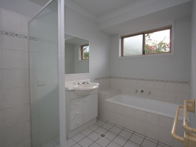 Pacific Pines QLD 4211