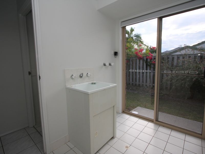 Pacific Pines QLD 4211