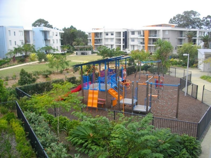 Hope Island QLD 4212