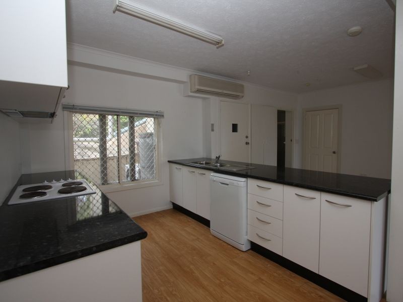 84 A Boykambil Esp, Hope Island QLD 4212