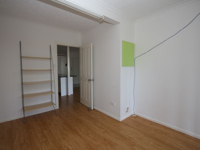 84 A Boykambil Esp, Hope Island QLD 4212