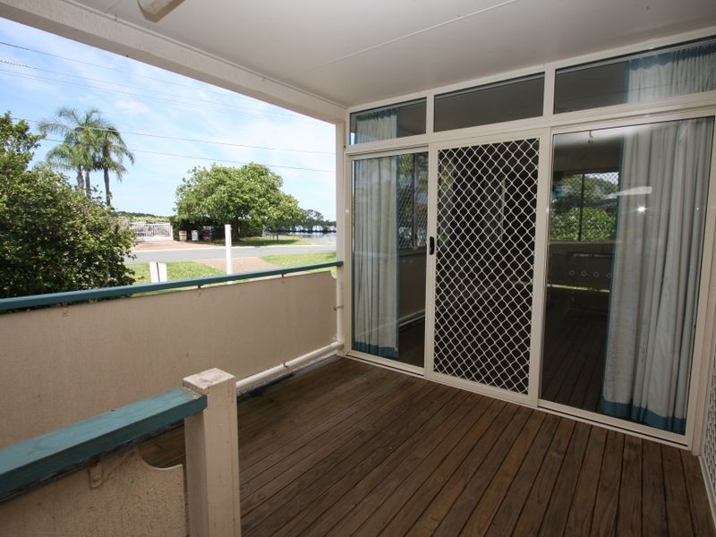84 A Boykambil Esp, Hope Island QLD 4212