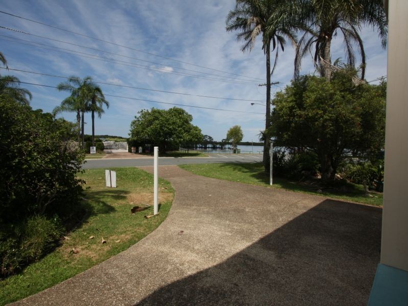 84 A Boykambil Esp, Hope Island QLD 4212