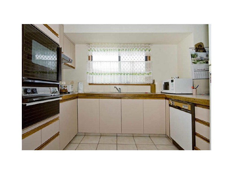 10 Wendoree Way, Coombabah QLD 4216