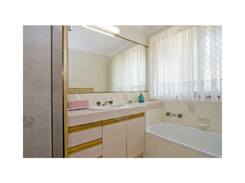 10 Wendoree Way, Coombabah QLD 4216
