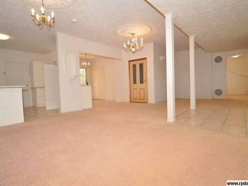 84 B Boykambil Avenue, Hope Island QLD 4212