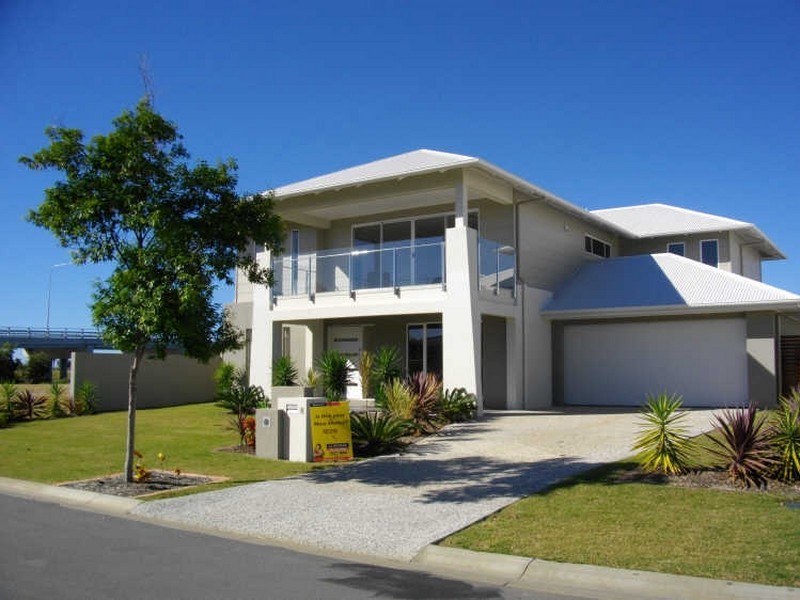 8 Palladium Boulevard, Hope Island QLD 4212