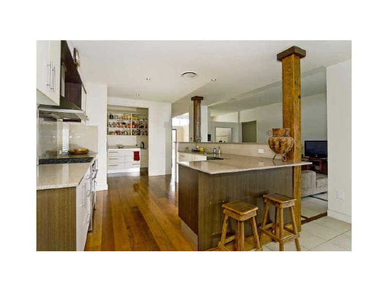 Hope Island QLD 4212