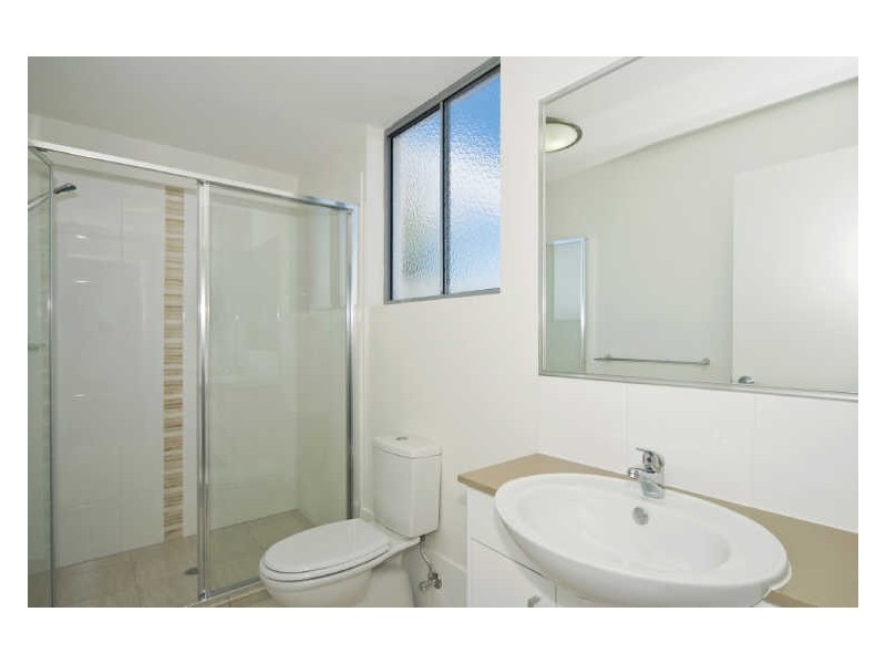 6/8-10 Victor Avenue, Paradise Point QLD 4216