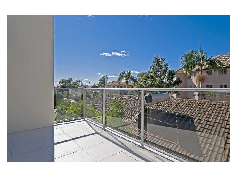 6/8-10 Victor Avenue, Paradise Point QLD 4216