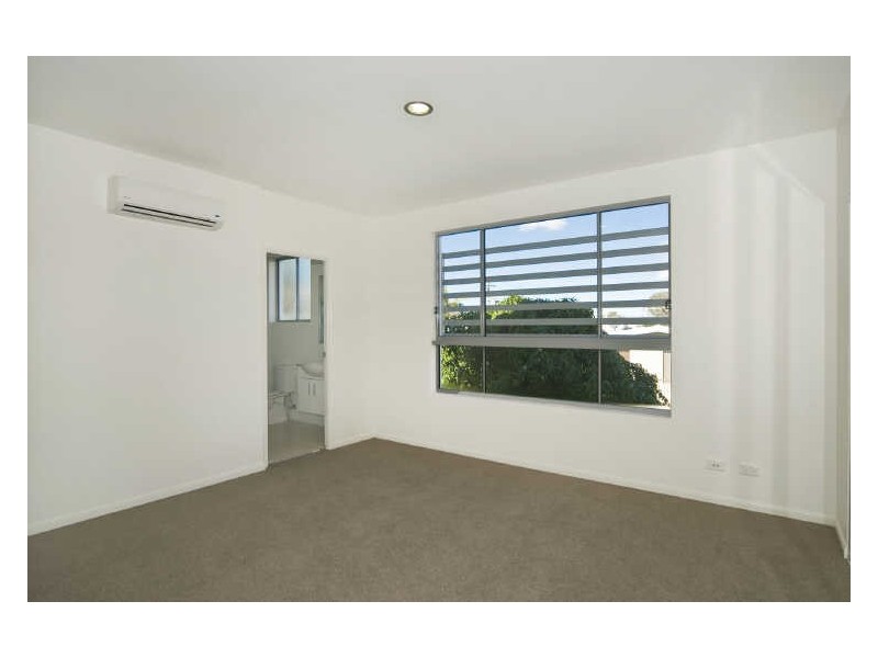 6/8-10 Victor Avenue, Paradise Point QLD 4216