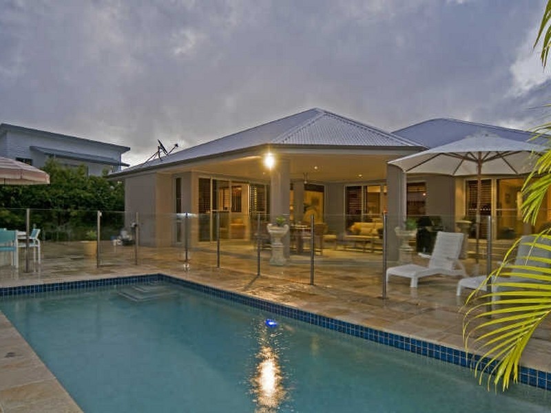 24 Ragamuffin Drive West, Coomera QLD 4209