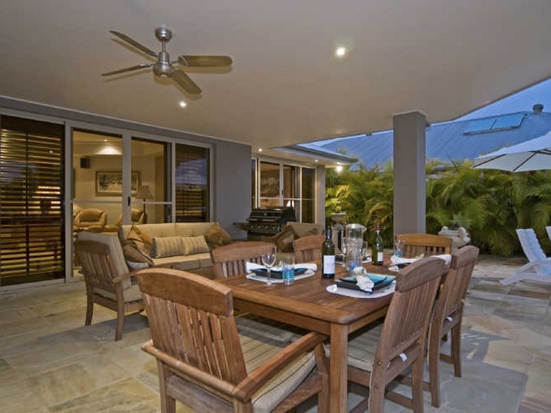 24 Ragamuffin Drive West, Coomera QLD 4209