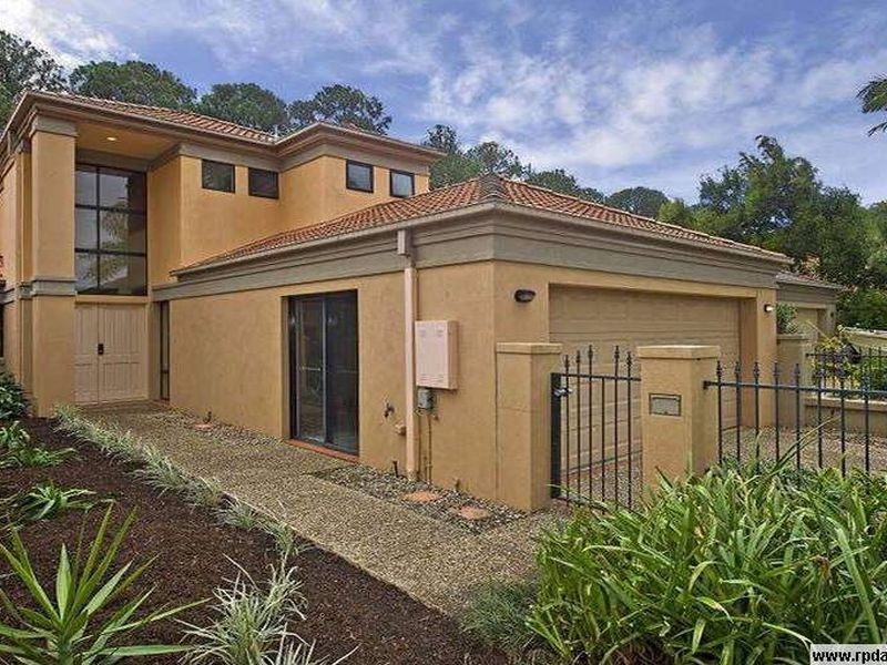 Hope Island QLD 4212