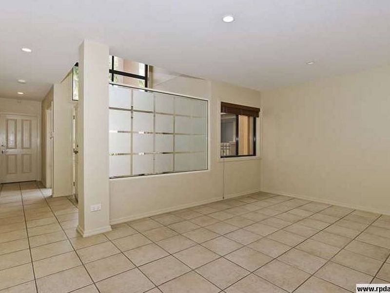 Hope Island QLD 4212