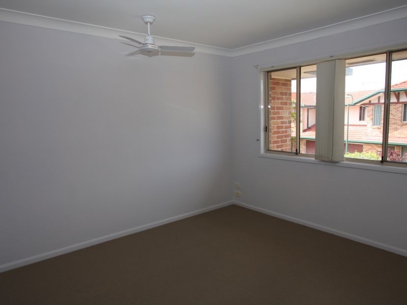 74/75 Brown Street, Labrador QLD 4215
