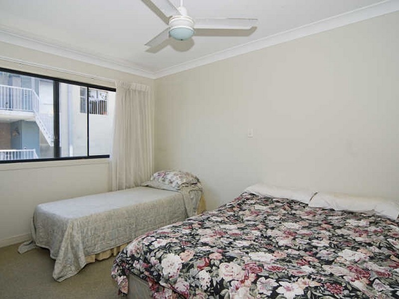 6/23 Bath Street, Labrador QLD 4215