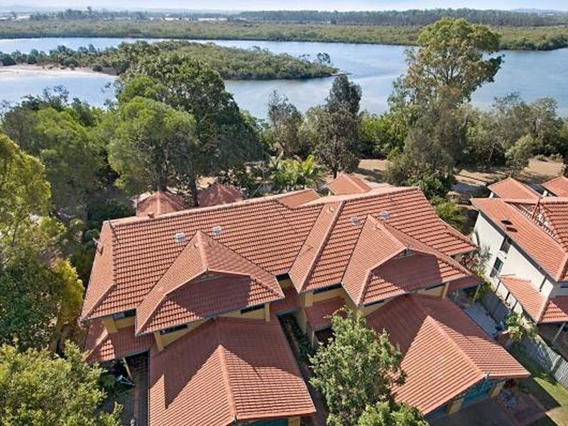 279/125 Hansford Road, Coombabah QLD 4216