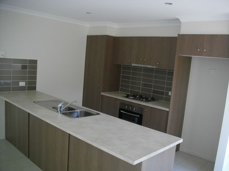 53 Collingrove Street,, Pimpama QLD 4209