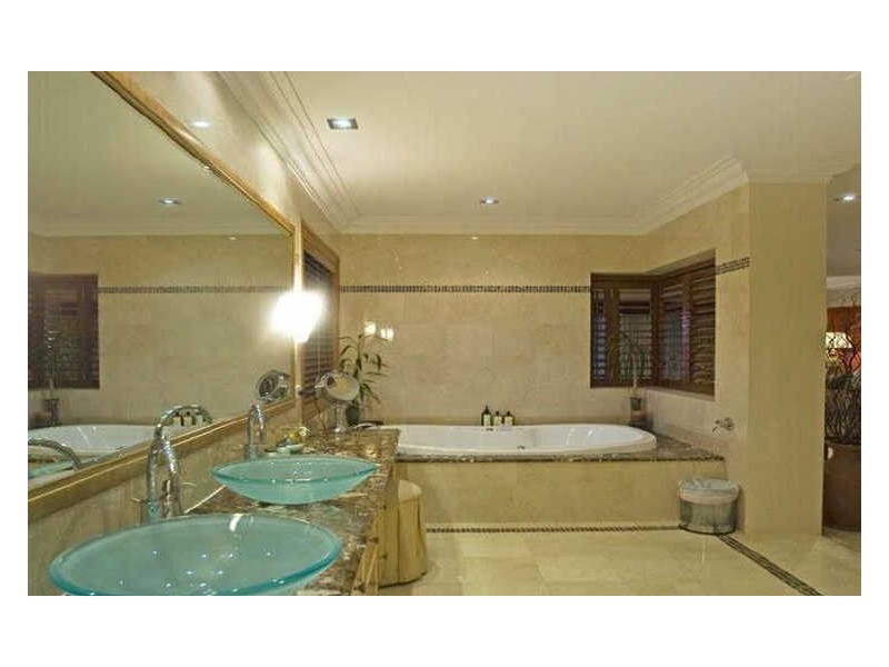23 King Charles, Sovereign Islands QLD 4216
