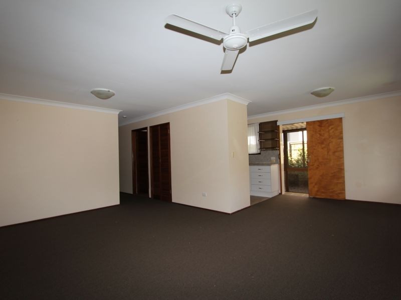 7 Muscovey Avenue, Paradise Point QLD 4216