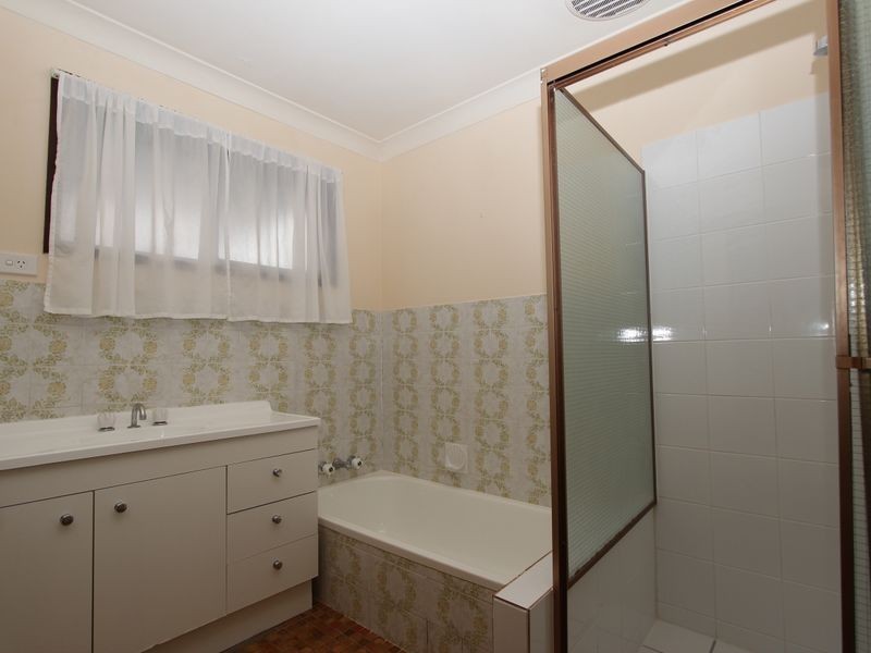 7 Muscovey Avenue, Paradise Point QLD 4216