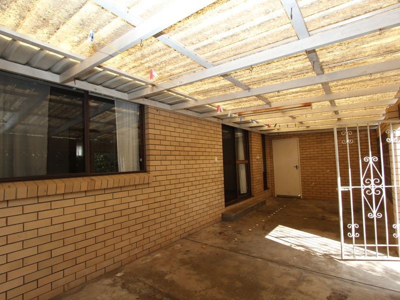 7 Muscovey Avenue, Paradise Point QLD 4216