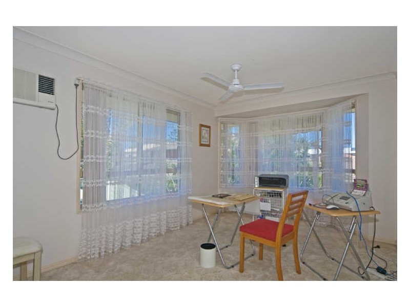 2/31 Eider Avenue, Paradise Point QLD 4216