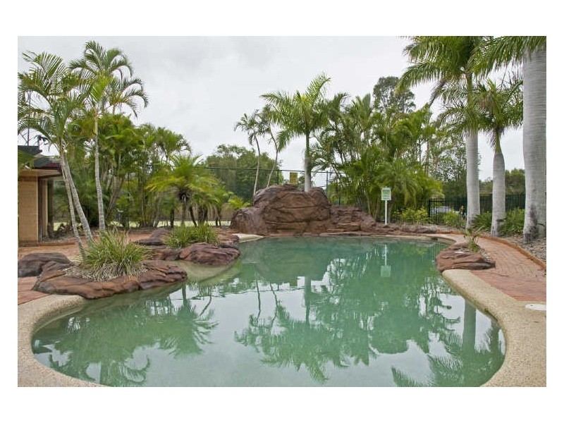 200/125 Hansford Road, Coombabah QLD 4216