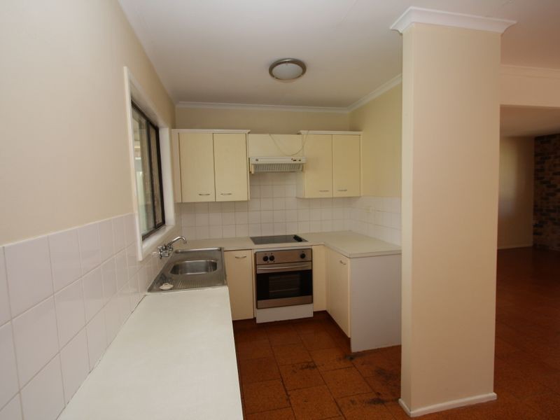 64 Jacaranda Avenue, Hollywell QLD 4216