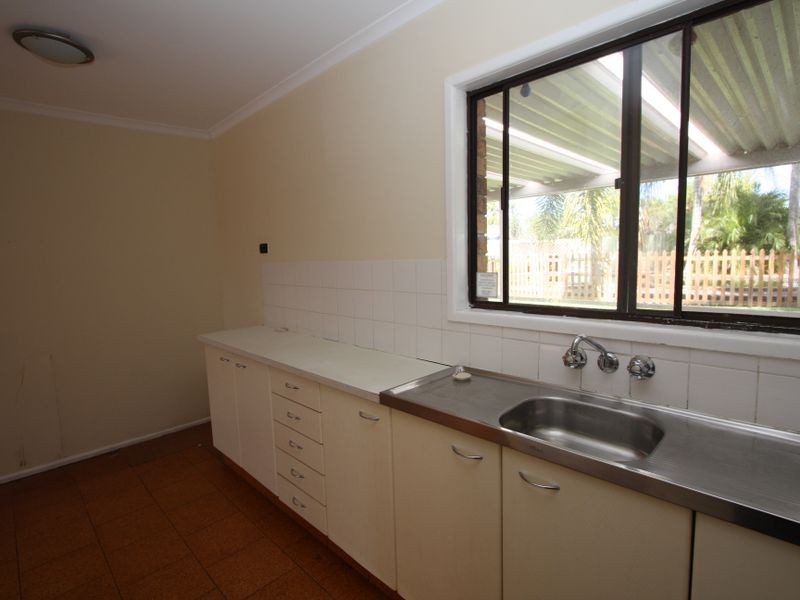 64 Jacaranda Avenue, Hollywell QLD 4216